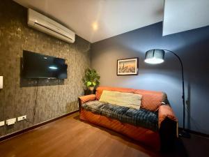 Makati City Poblacion 1 bedroom with balcony