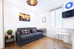 Le Petit Montmartre - 2 prs - Paris 18 - Métro 12