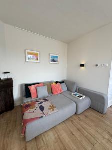 Authentic sunny Amsterdam Jordaan apartment