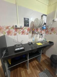 Mumbai layover dorms