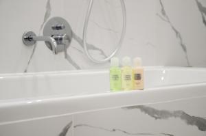 4-196 in RC Yaroslaviv Grad, Bulvarno-Kudriavska 17,Petrovdom Apatrments