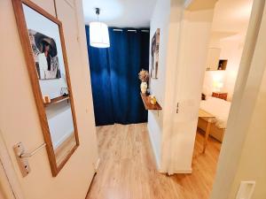 Quiet apartment for 2-4 people with private parking