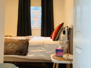 Stylish West London flat for comfortable stays