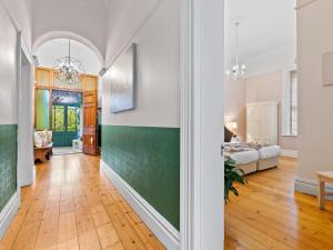 Mediterranean Villa Guesthouse