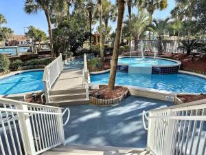 Oceanfront 1BR Beach Cove Resort Sleeps 4