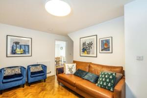 3-Bed Home Chichester with Parking, Ensuite & Garden