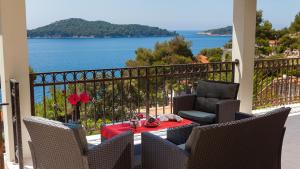 Villa Julija by Villas Guide