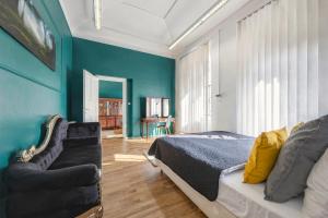 Cozy Central Two-Bedroom Apartment