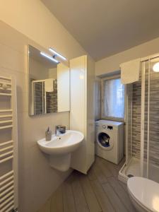 BelSorrisoVarese - Elegance City Residence Private Parking -Reservation Required-