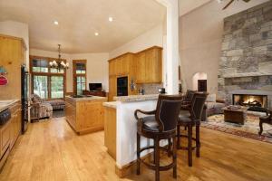 River Dance Cabin in Edwards, CO