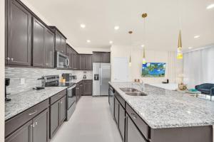 Casa Moderna 5Q c Piscina no Windsor Island
