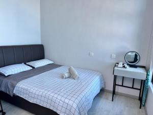Jesselton quay High Floor 4 pax Sea view