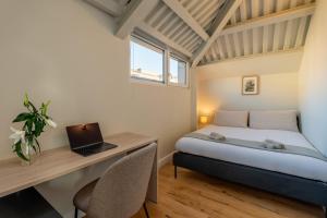 Attic Design - Duomo 15 Min - Free WiFi