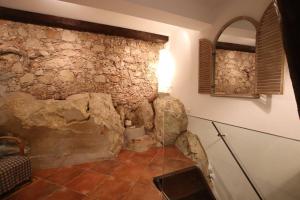 ROCHE-Rock in the heart of the Old Town