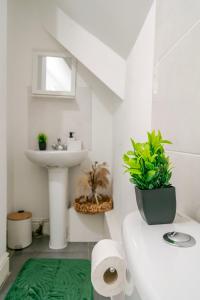 Spacious Stay Near MCR Town & Etihad Stadium