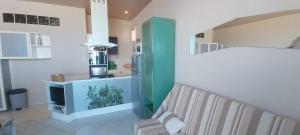 Vu Mer T2 plage centrale 5 personnes