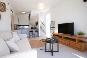 Hyades Villa B A Premier Luxury Getaway near