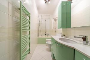 Comfort Steps from the Duomo - Metro Right Outside