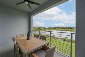 Last Minute Disney Luxury Condo with Balcony. Book Now SLR561