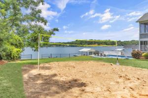 Lakefront Getaway with Dock Pool Sunset Games