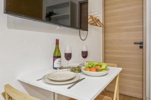 Lavie Maison Hot Tub Seaside Studio