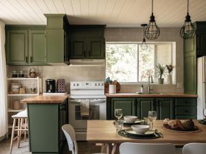 Chalet rustique, Lac paisible, Canot, Famille