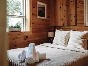 Chalet rustique, Lac paisible, Canot, Famille
