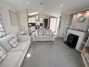 23 Regents Walk, Patrington Haven Leisure Park, Private Garden & Parking