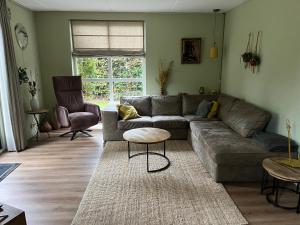 6 - Persoons De Zingende Wilg