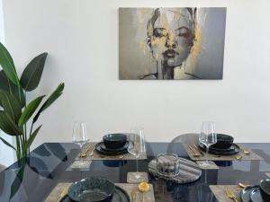 HolidayHome Apartments l Spacious Luxury Apartment in Prenzlauer Berg