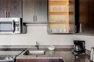 Blueground Hunter Mill District pool nr Lake Anne WDC-1142