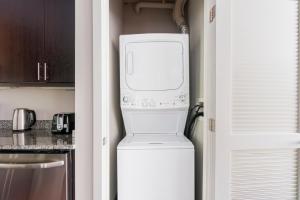 Blueground Hunter Mill District pool nr Lake Anne WDC-1142