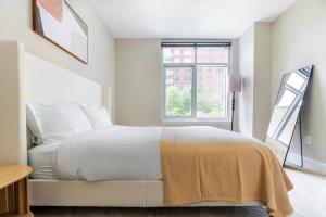 Blueground Hunter Mill District pool nr Lake Anne WDC-1142