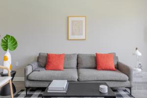 Blueground Santa Clara pool nr Central Park SFO-1933