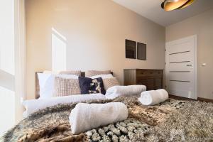 Ilumino Brown by LookAp - darmowy parking w garażu!