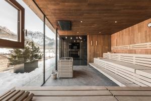 Excelsior Dolomites Life Resort