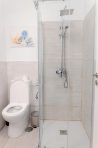 Modern apartment with wifi and AC