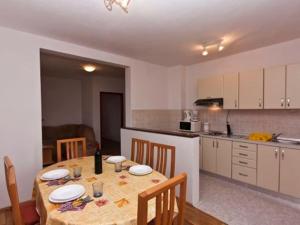 Apartment Villa Vrančić by Interhome