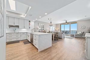 Indigo East Unit 1005E