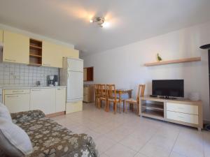 Apartment Marjolovic 2 by Interhome