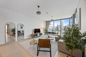 5242 Tower 2 - Chic Two Bedroom