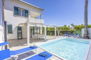 Villa Mare Sud by Villa Plus