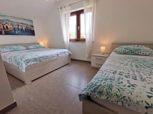 Apartment Wohnung in Crikvenica mit Terrasse und Meerblick by Interhome