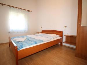 Apartment in Baška mit Eigenem Balkon by Interhome