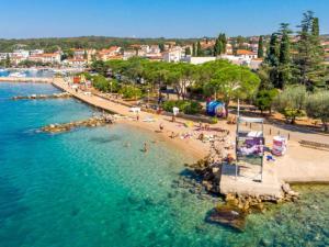 Holiday Home Romantische Villa mit Pool- umgeben von Natur by Interhome