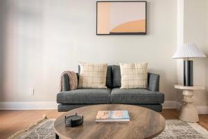 Blueground Downtown Crossing view nr Boston Common BOS-1313