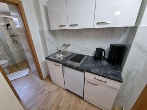 Apartment Wunderschöne Wohnung in Dramalj 70m vom Meer entfernt by Interhome