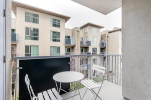 Santa Clara 2BR w Parking Gym nr Groceries SFO-438