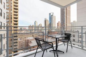 Blueground Yorkville pool nr Central Park NYC-2220