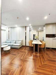 Three Bedroom Apartment Times City